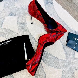 Saint Laurent Pumps